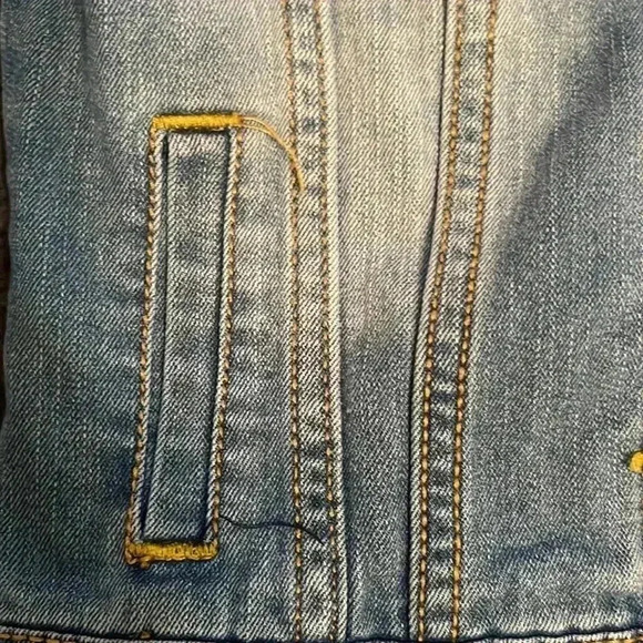💙 Rhinestone Jean jacket - Picture 5 of 10
